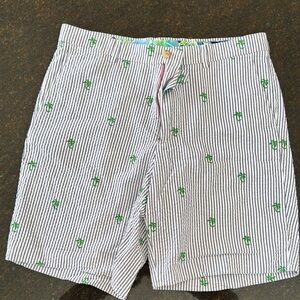 Men's Lilly Pulitzer Green and White Flat Front Shorts with Palm Tree Pattern